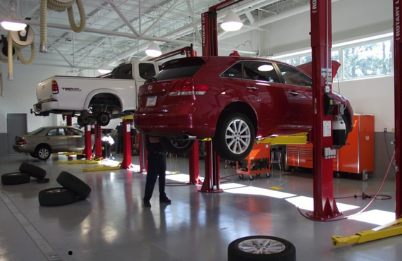 Auto repair in Palm Jumeirah