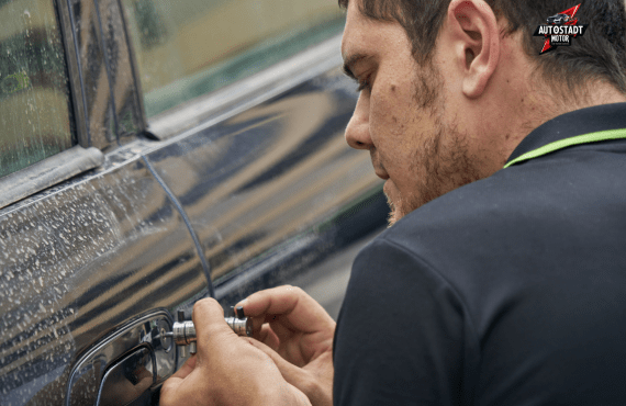 Door Handle Fix Near Me